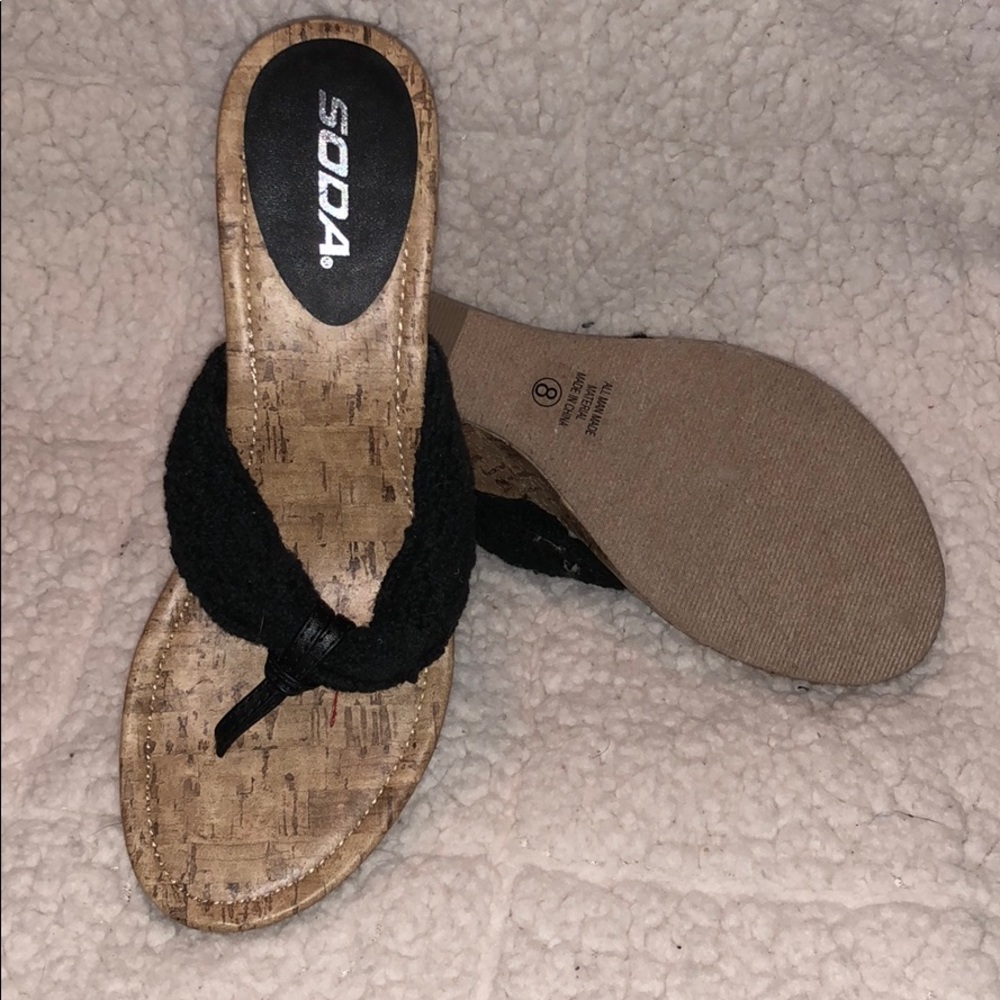 Soda Wedge cork looking